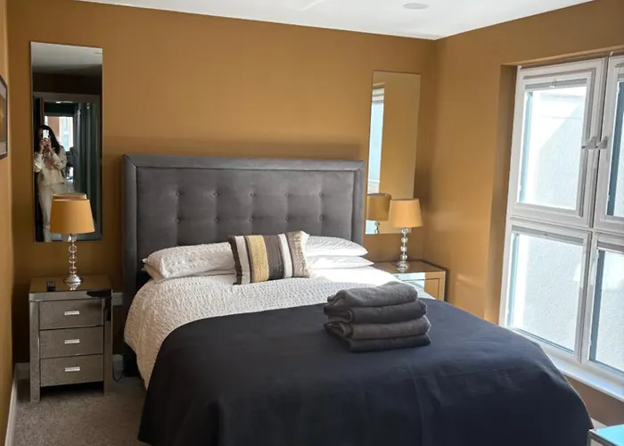 Luxury South Pier Apartment