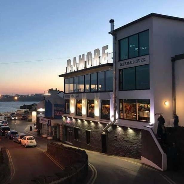 Luxury South Pier Apartment *